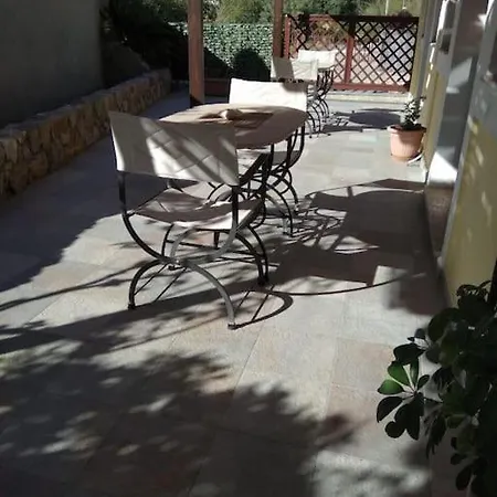 Maisonette By The Sea Vakantiehuis *